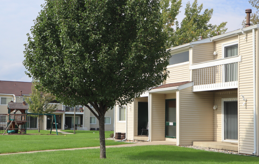 Meadows Apartments - Photo 3 of 5