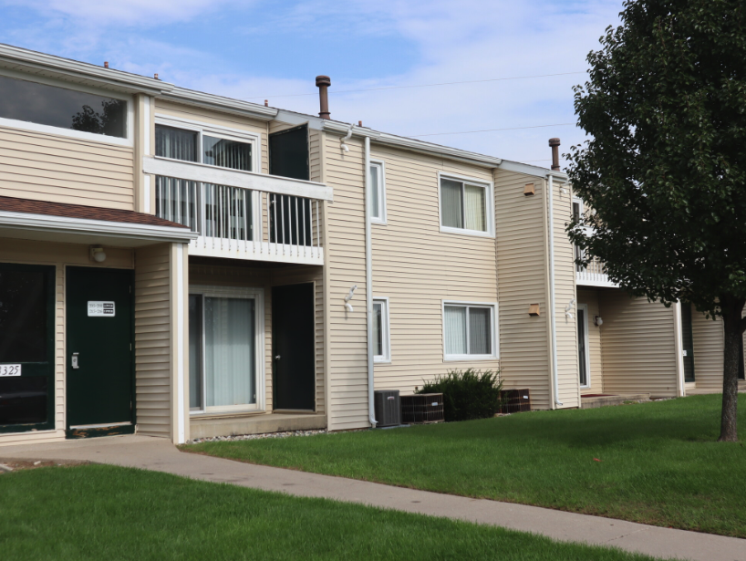 Meadows Apartments - Photo 2 of 5