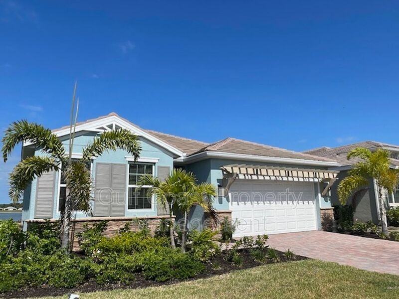 533 Ibiza Loop - Photo 2 of 33