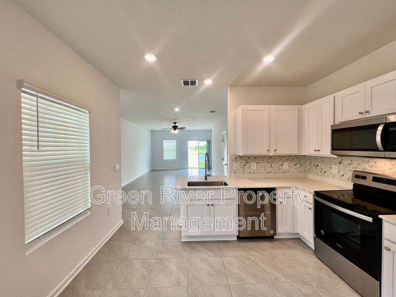 83 Tidal Beach Ave - Photo 7 of 44