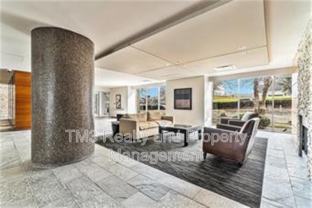 600 E 8th St Apt 2d - Photo 1 of 1