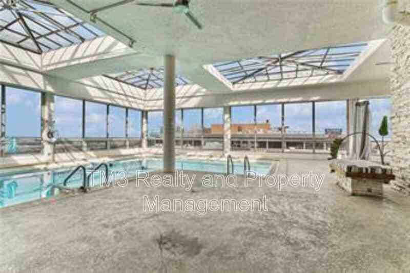 600 East 8th Street - Photo 6 of 17