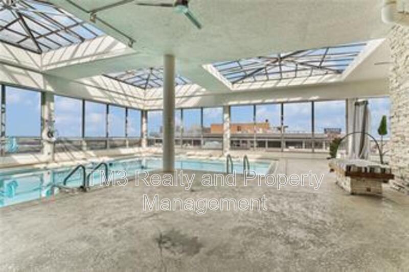 600 East 8th Street - Photo 7 of 17