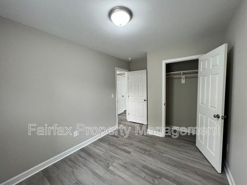 2307 Owen St #C - Photo 7 of 11