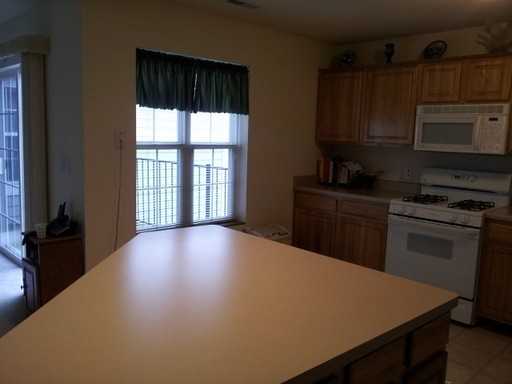 6710 Meadowlands Cir - Photo 2 of 11