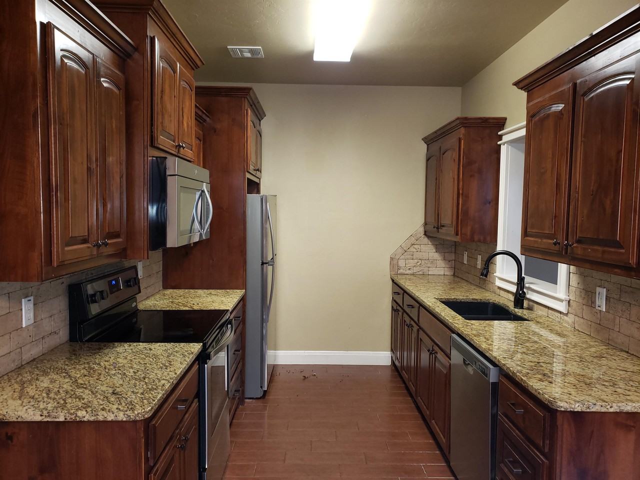 1413 A N. Monte Vista- MCELROY - Photo 2 of 13