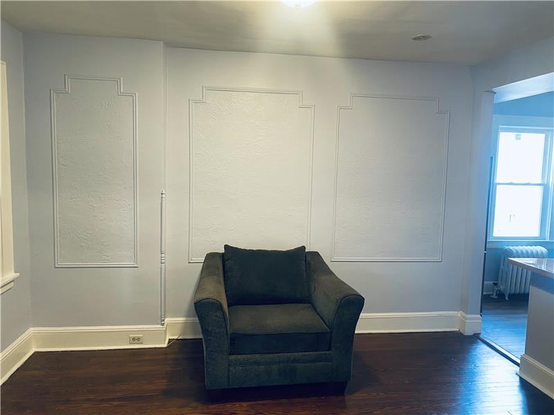 353 Princeton Ave - Photo 3 of 12