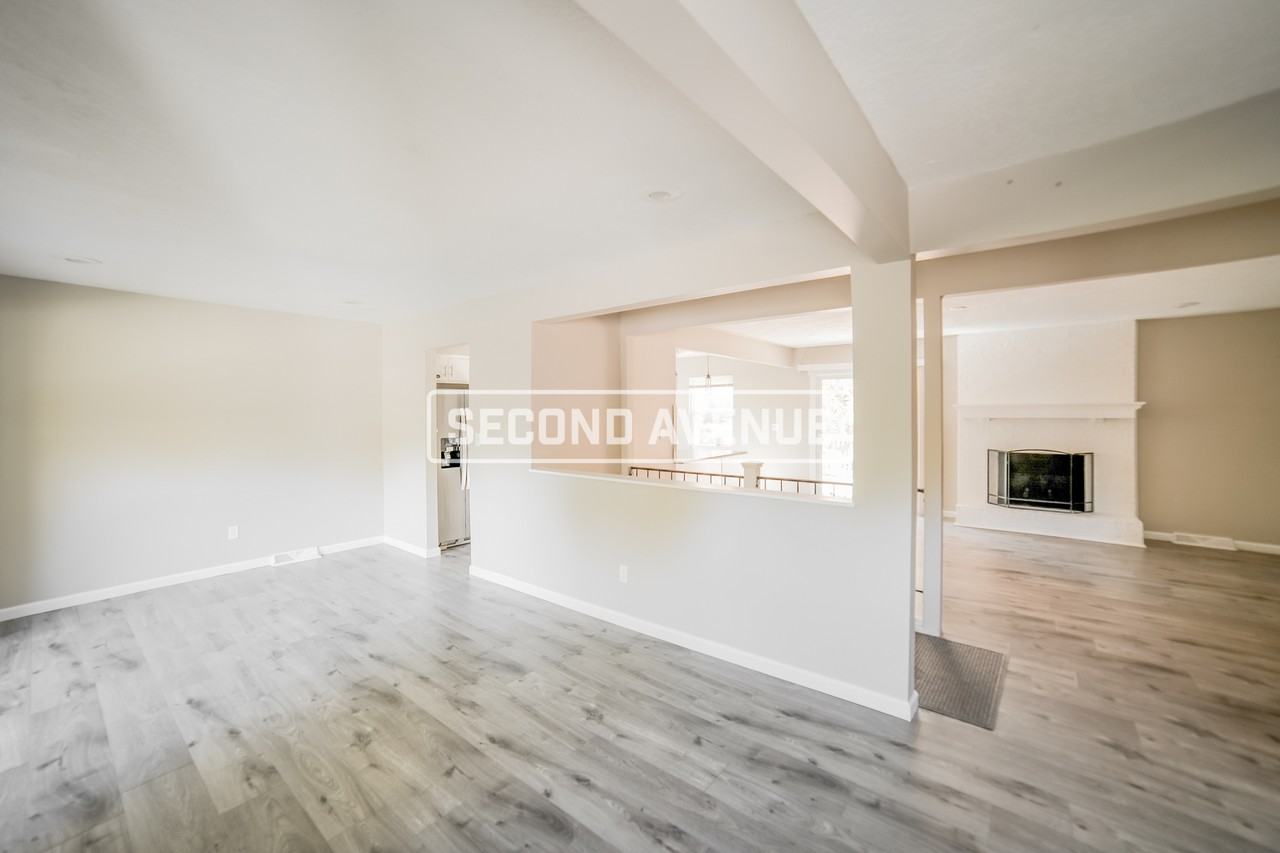 805 Nw Canterbury Rd - Photo 7 of 25