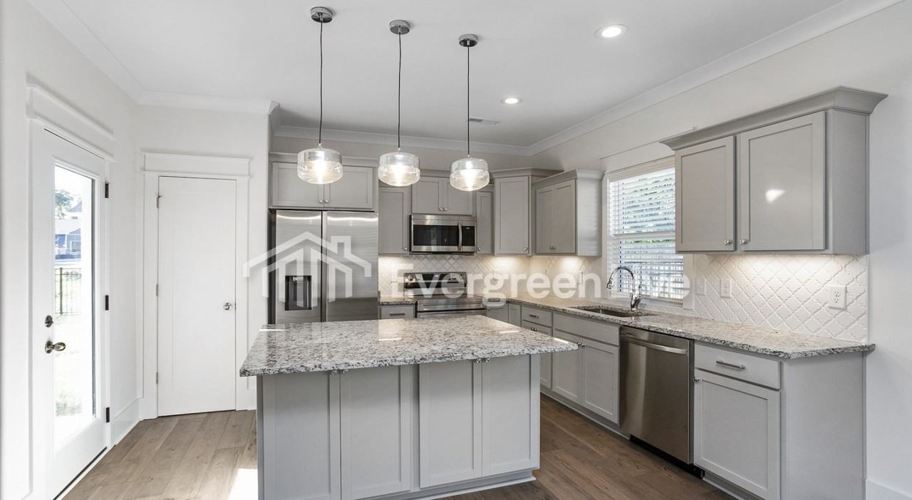 238 Greenwood Dr - Photo 3 of 23