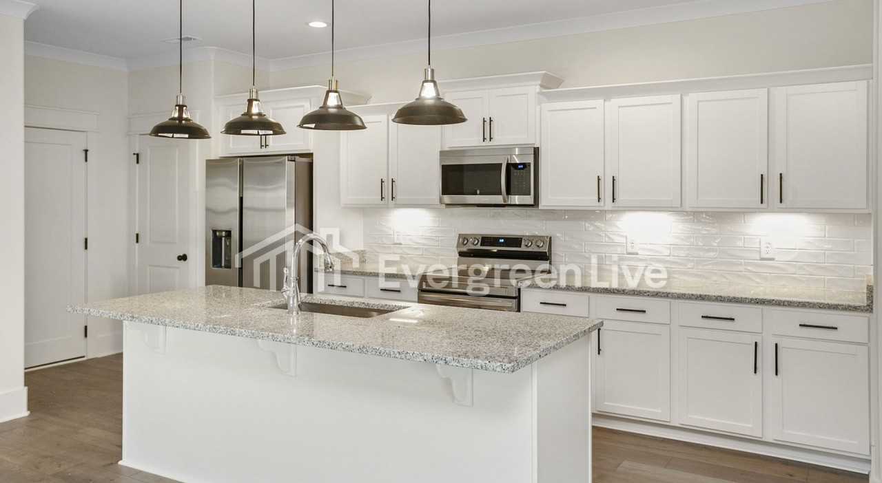 238 Greenwood Dr - Photo 7 of 23