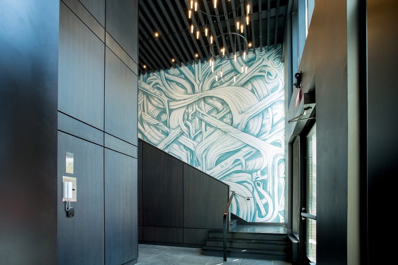 520 East - Photo 7 of 33