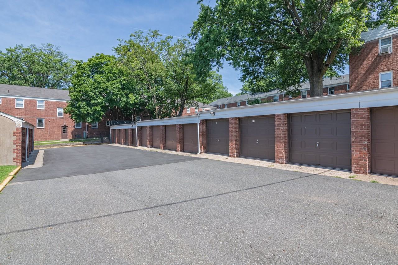 River Terrace Gardens - Photo 7 of 13