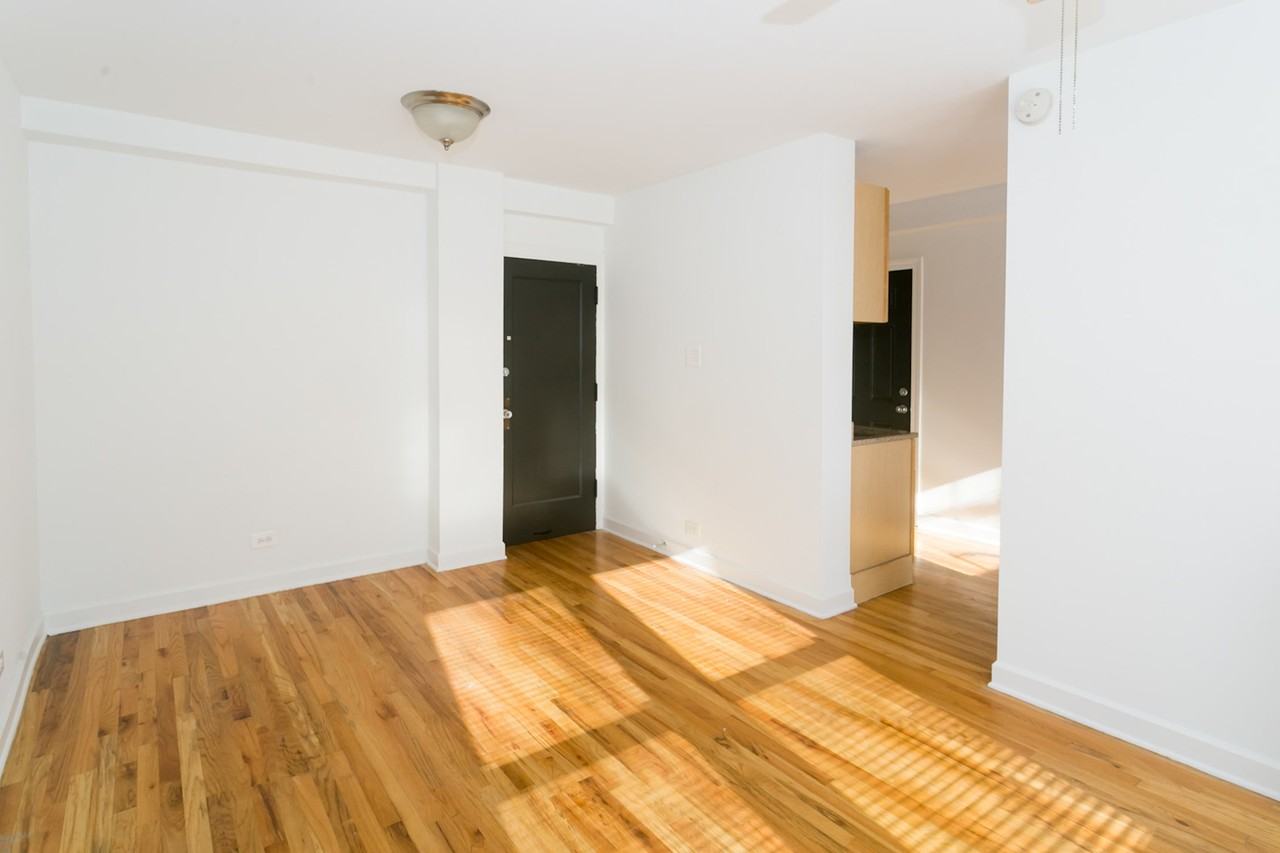 Woodlawn Terrace - Photo 6 of 17