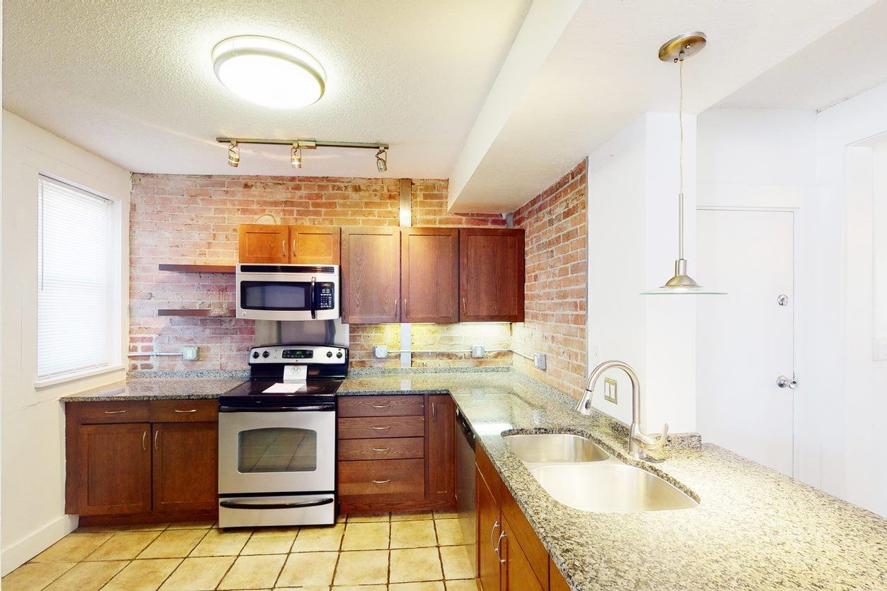 Raleigh Arms - Photo 3 of 22