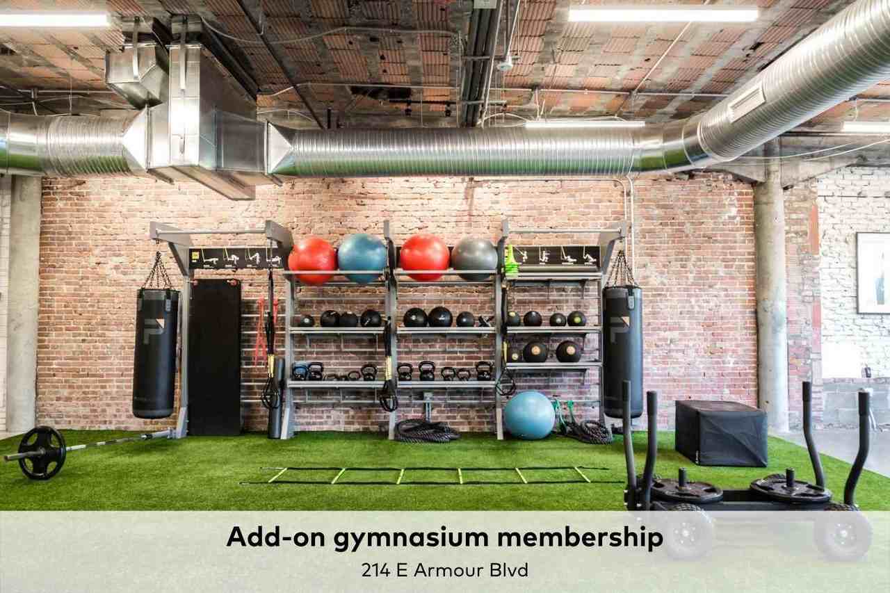 Raleigh Arms - Photo 7 of 22