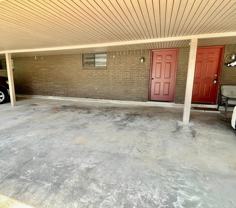 604-633 Douglas St - Photo 1 of 1