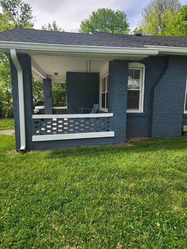 101 W Cherry St - Photo 2 of 15