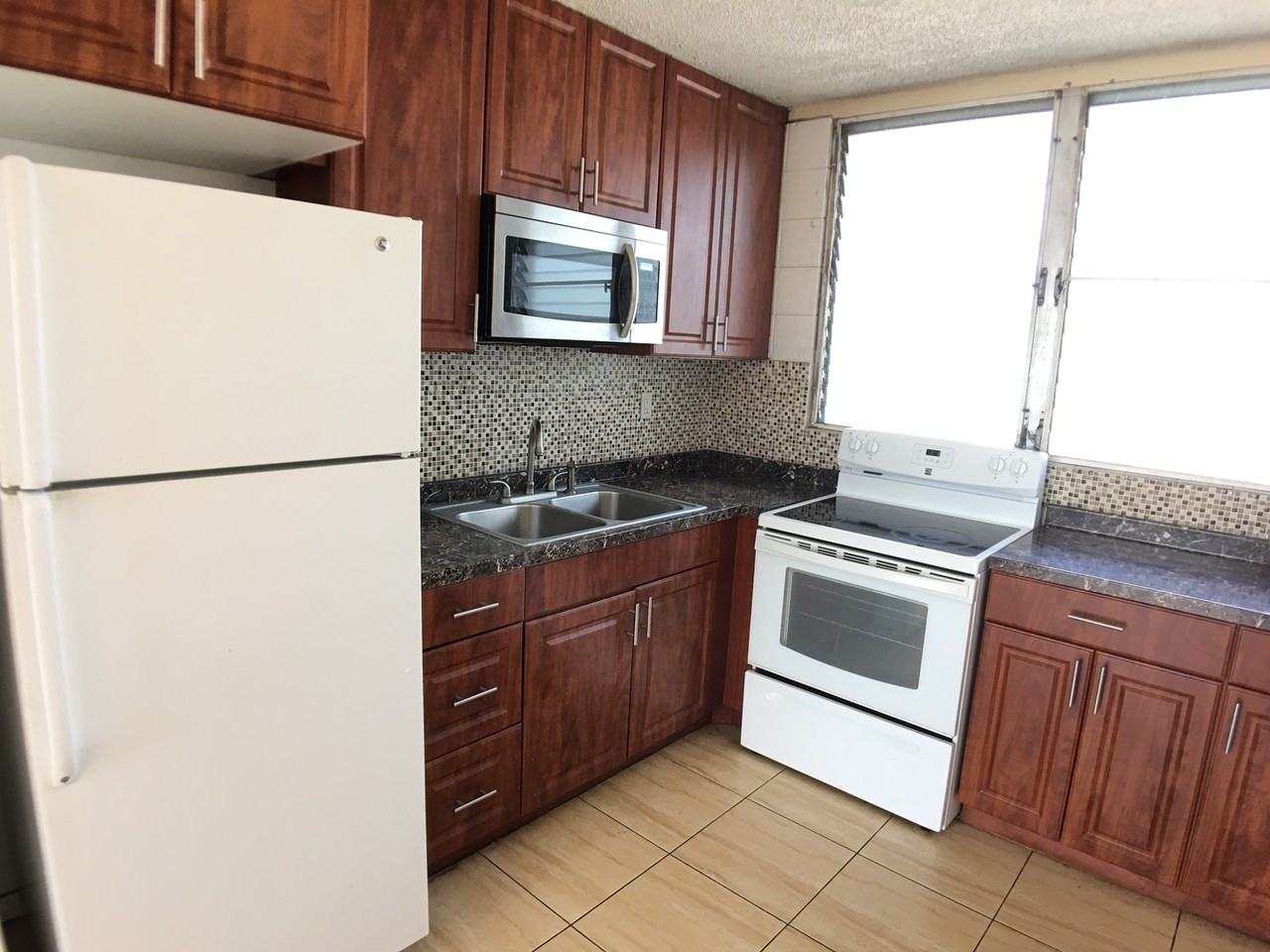 98-114 Lipoa Pl #305 - Photo 2 of 8