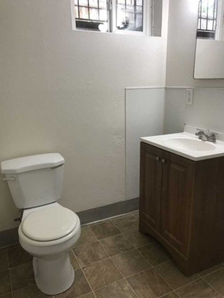 Lakewood Station Apartment Homes - Photo 5 of 7