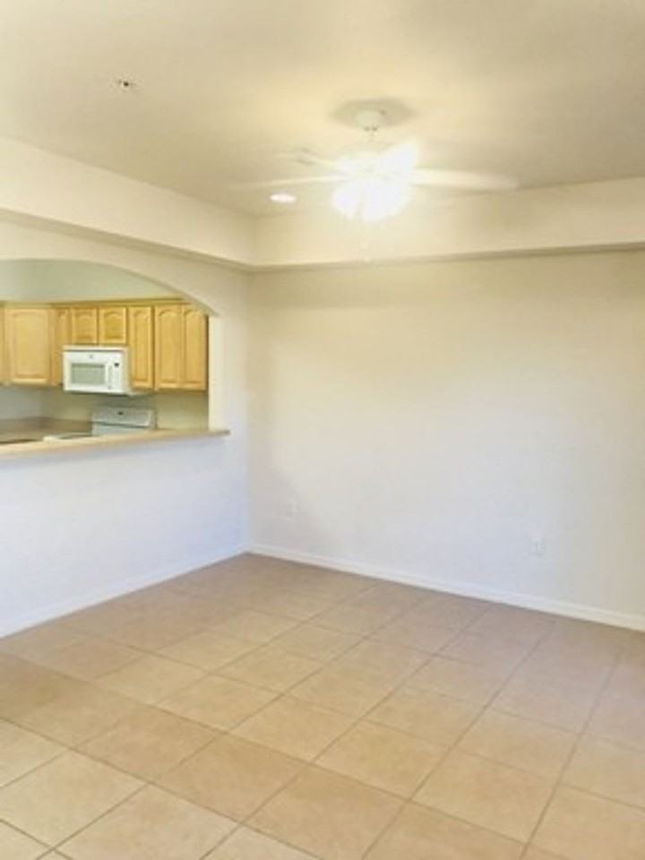 3351 - 3383 SW 42nd Place - Photo 4 of 10