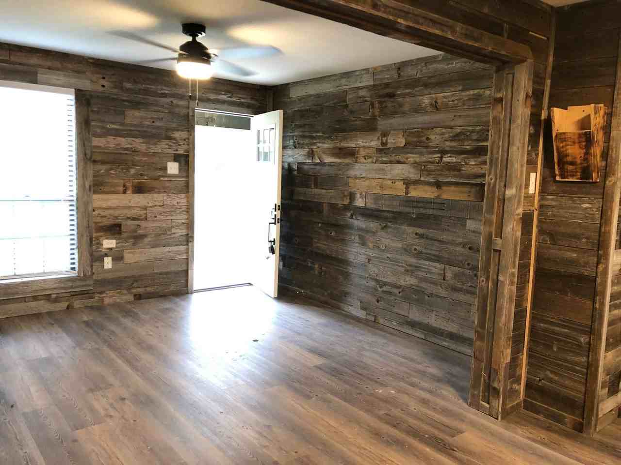 4200 Valview Dr - Photo 3 of 13