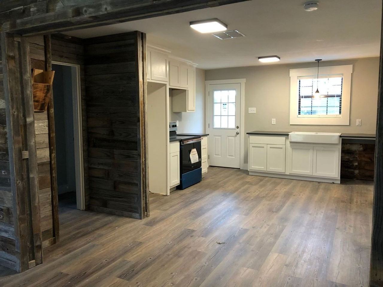 4200 Valview Dr - Photo 5 of 13