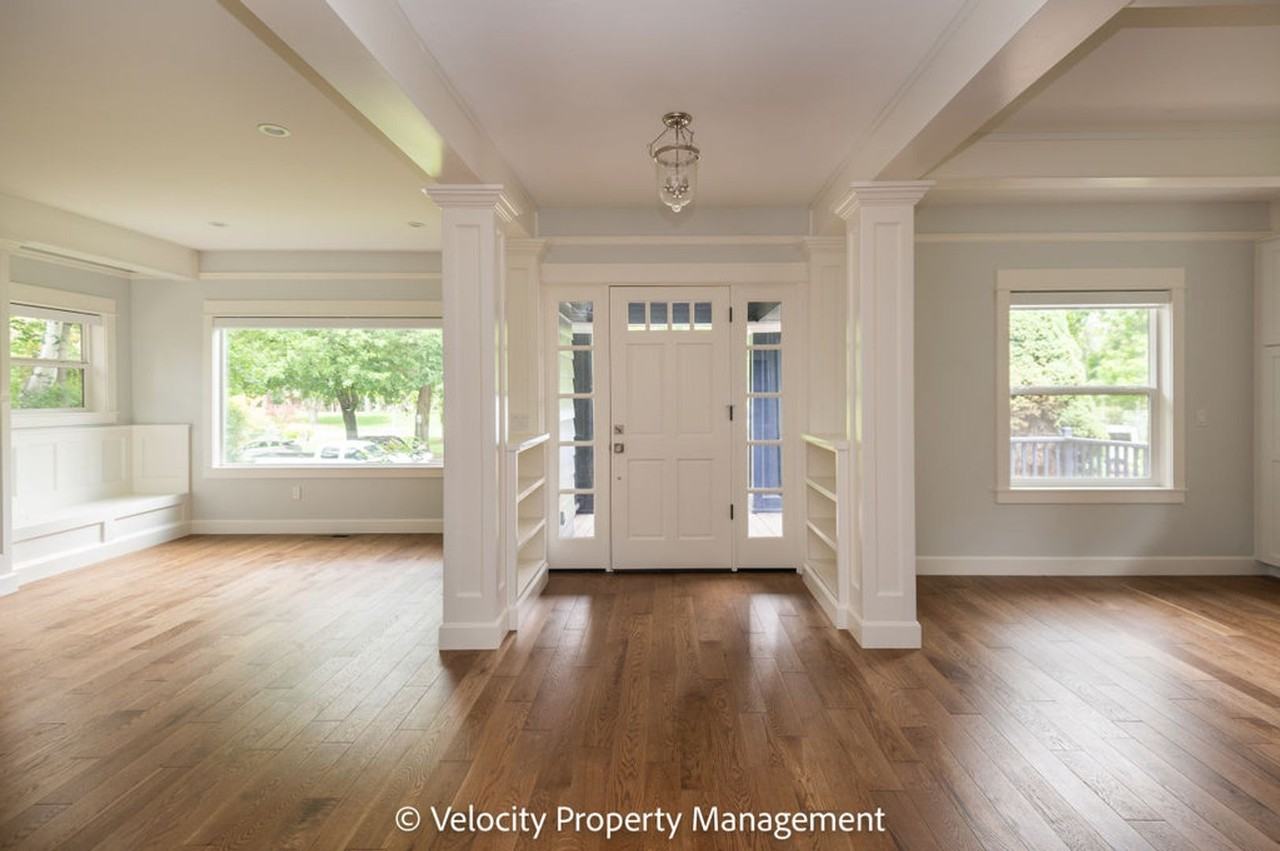 924 Nw Riverside Blvd - Photo 3 of 34