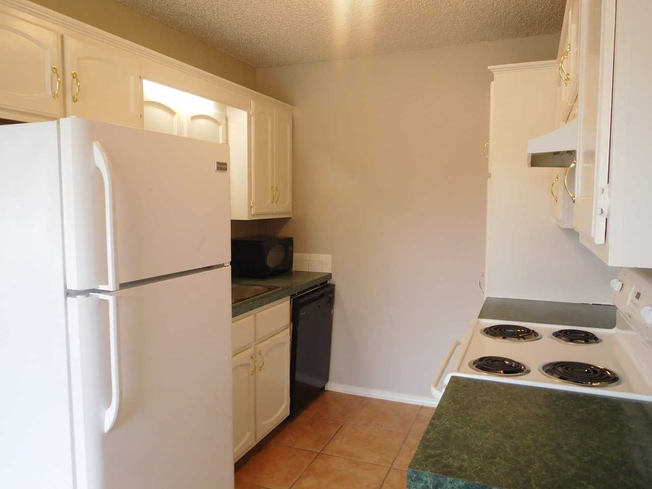 314 W. Broadway St. - Photo 2 of 8