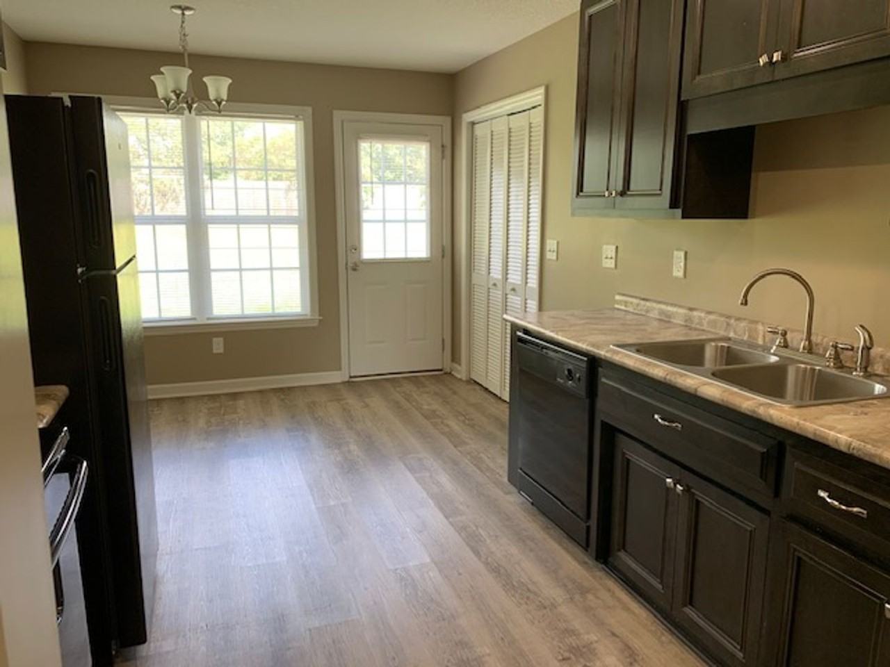 4037 Old Pine Road* - Photo 3 of 7