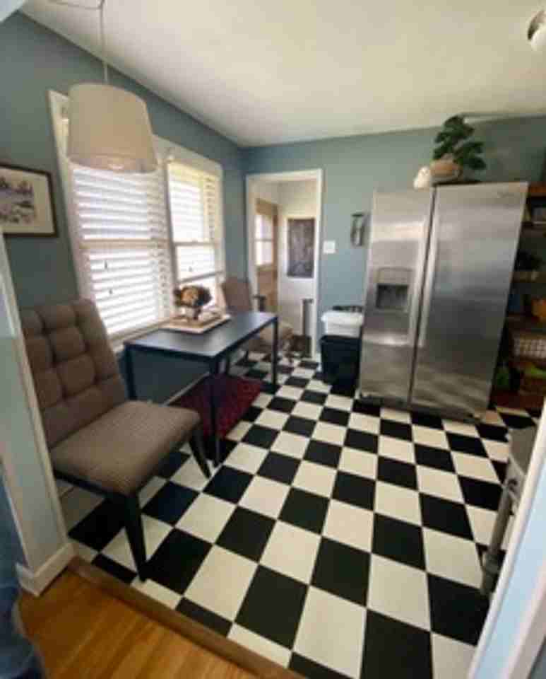 5545-5547 Oliver Avenue South - Photo 3 of 10