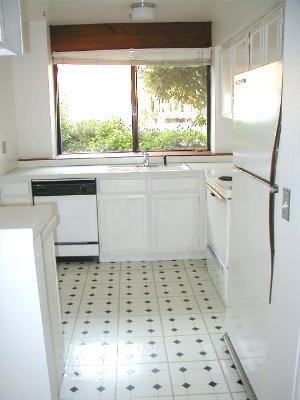 2679 Juniper Ave - Photo 3 of 9