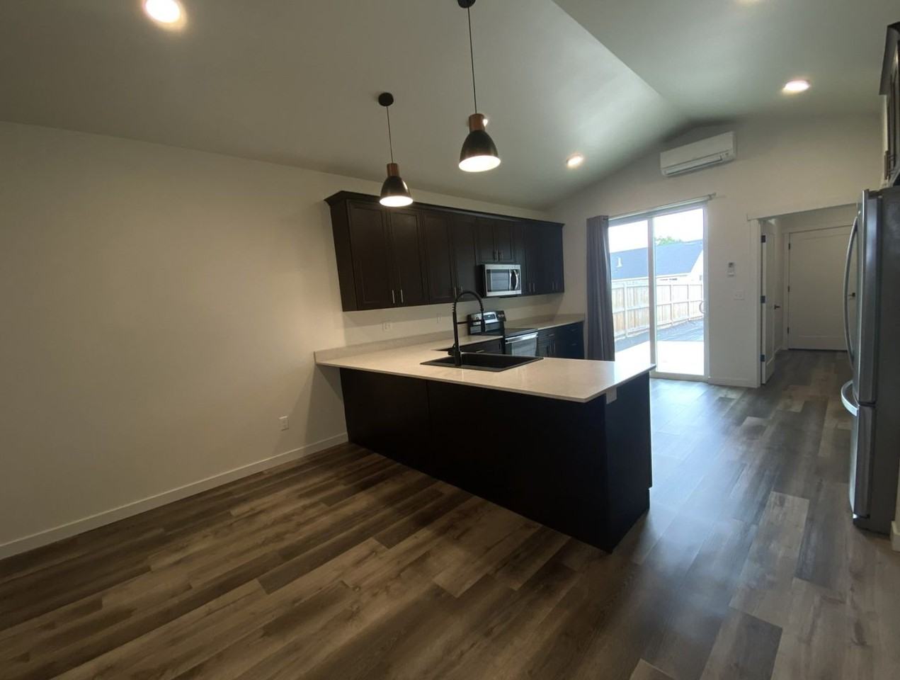2513 N Benjamin Ln - Photo 5 of 34