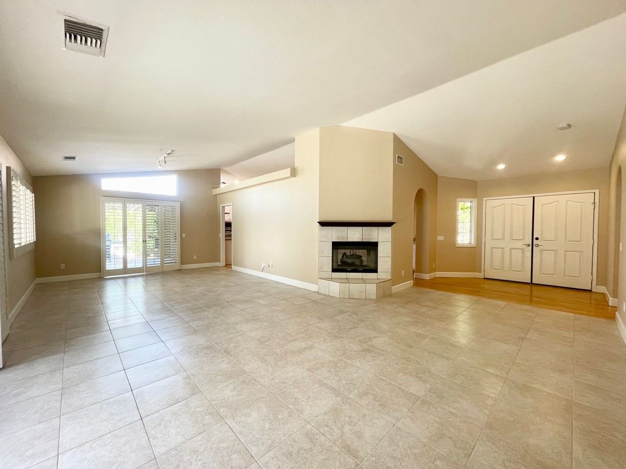 76920 Sheffield Ct - Photo 4 of 26