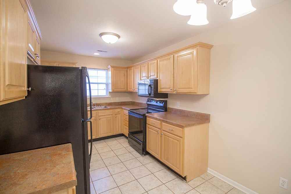 1881 Field St - Photo 4 of 36