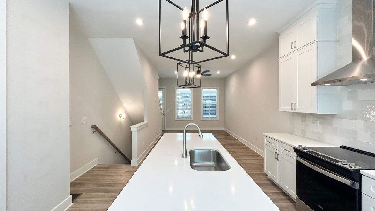 195 Chestnut Cir - Photo 4 of 25