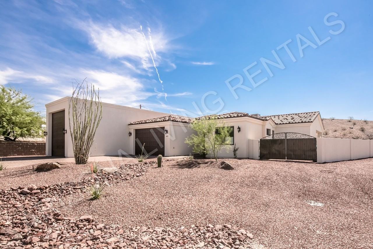 4080 Vagabond Dr - Photo 3 of 36