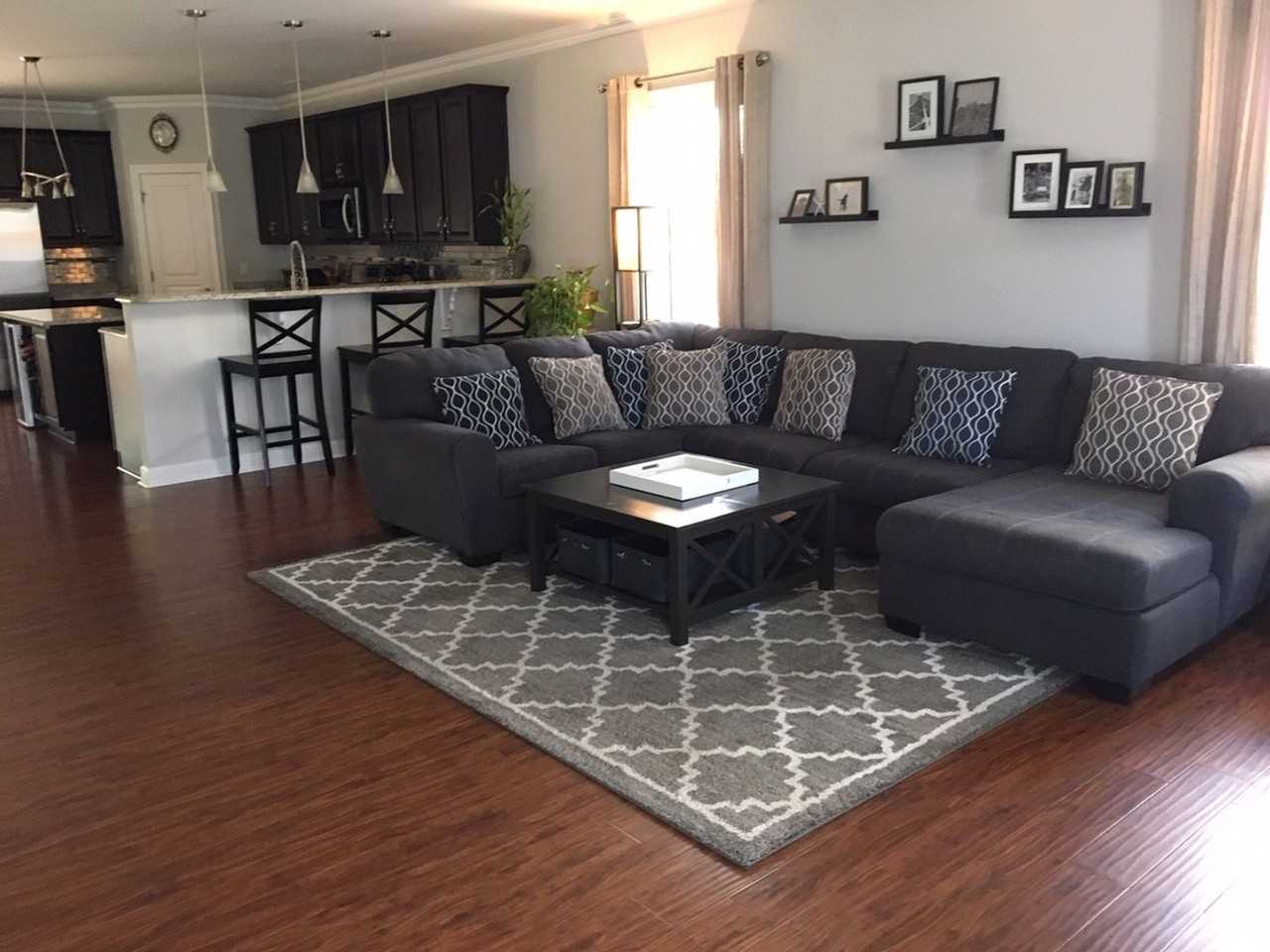 3209 Pleasant Ave - Photo 3 of 35