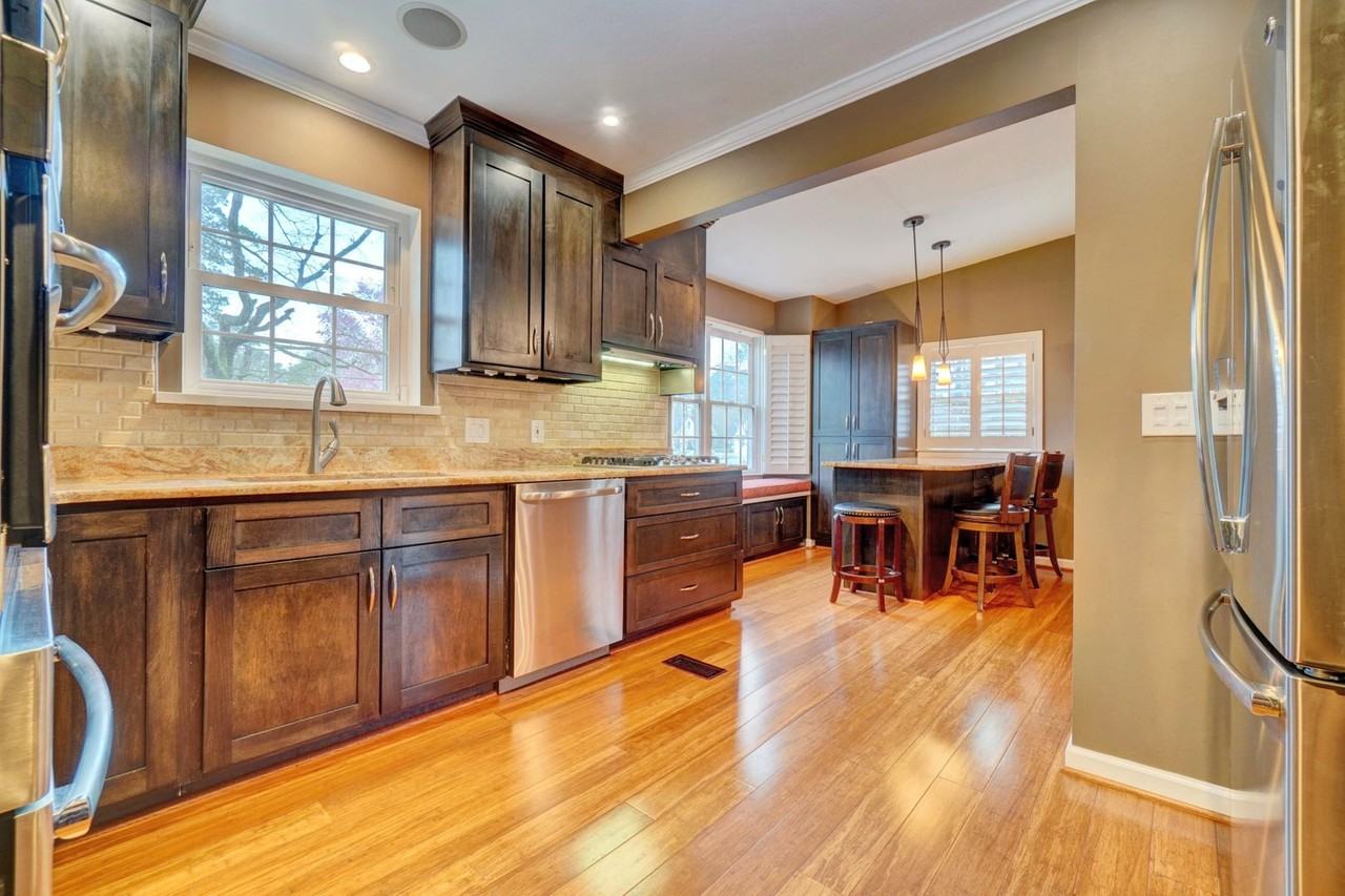 5428 Argall Cres - Photo 4 of 36