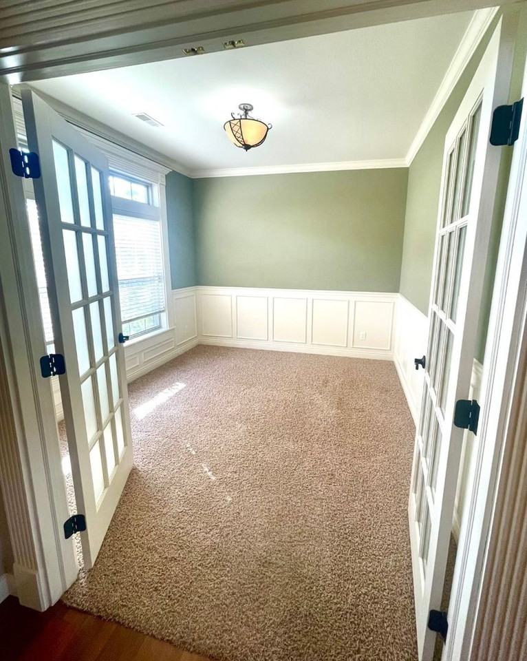 3105 Belinda Ct - Photo 5 of 41