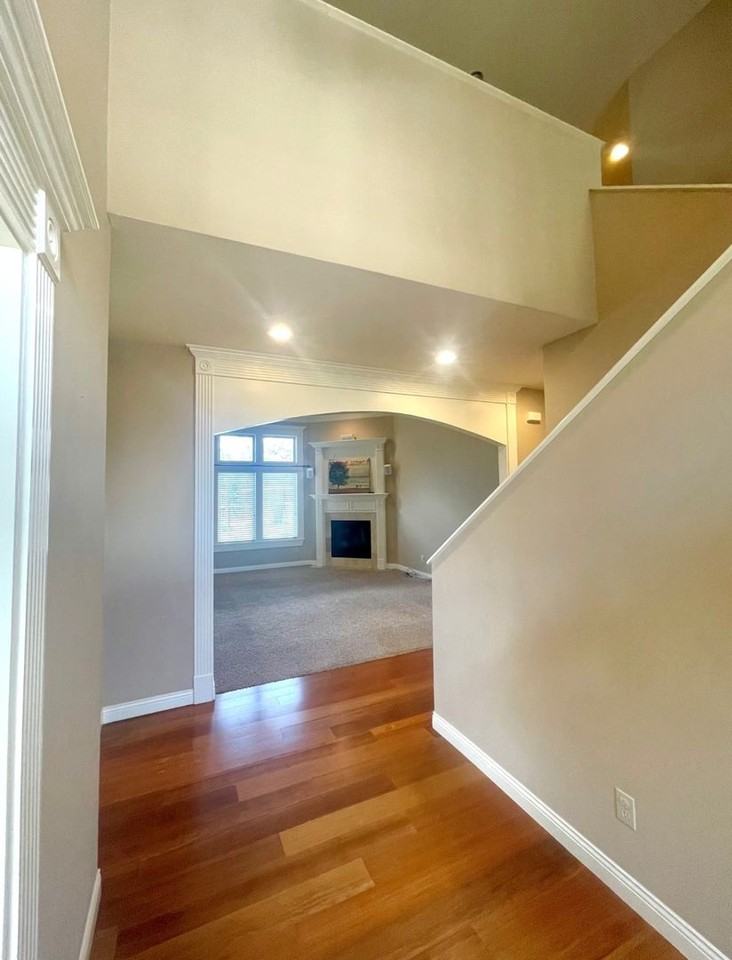 3105 Belinda Ct - Photo 6 of 41