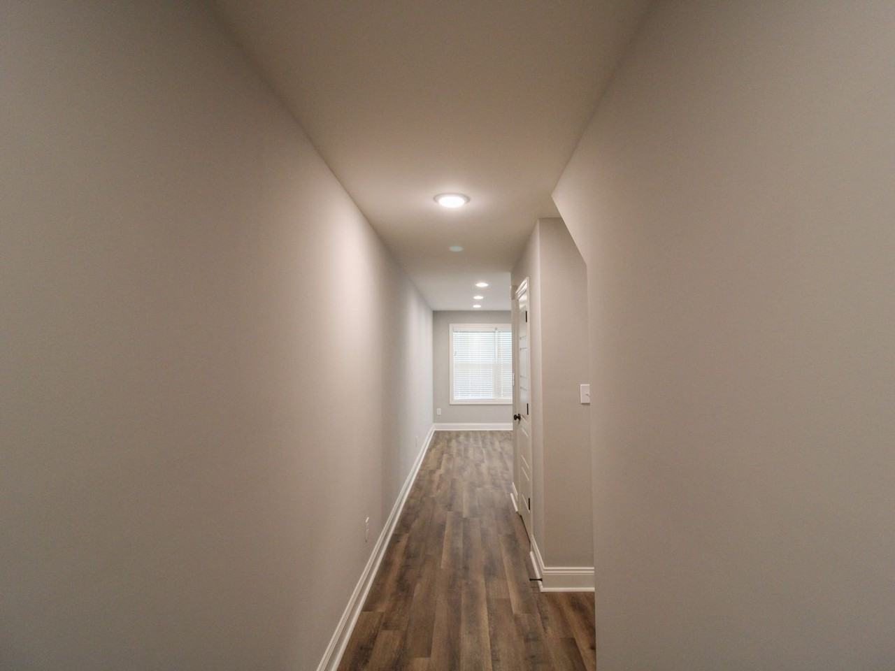18203 Mae Cir - Photo 4 of 34