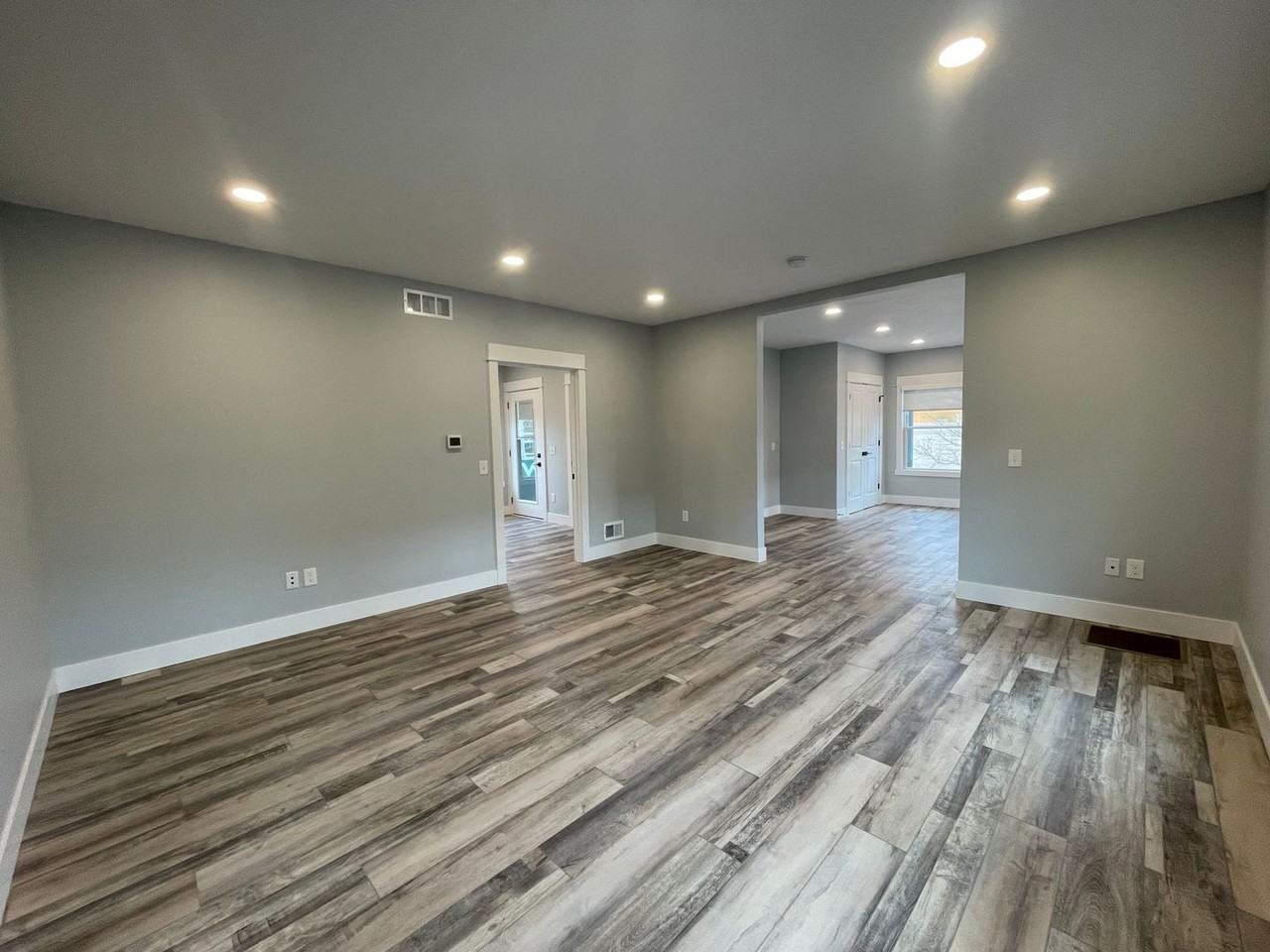 203 Warren Ave Se - Photo 7 of 22