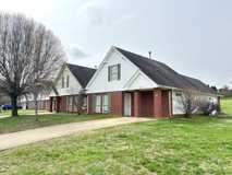 Vaughan Village Apartments - Photo 1 of 1