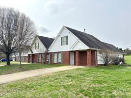 featured image of 100 Crimson Creek Dr