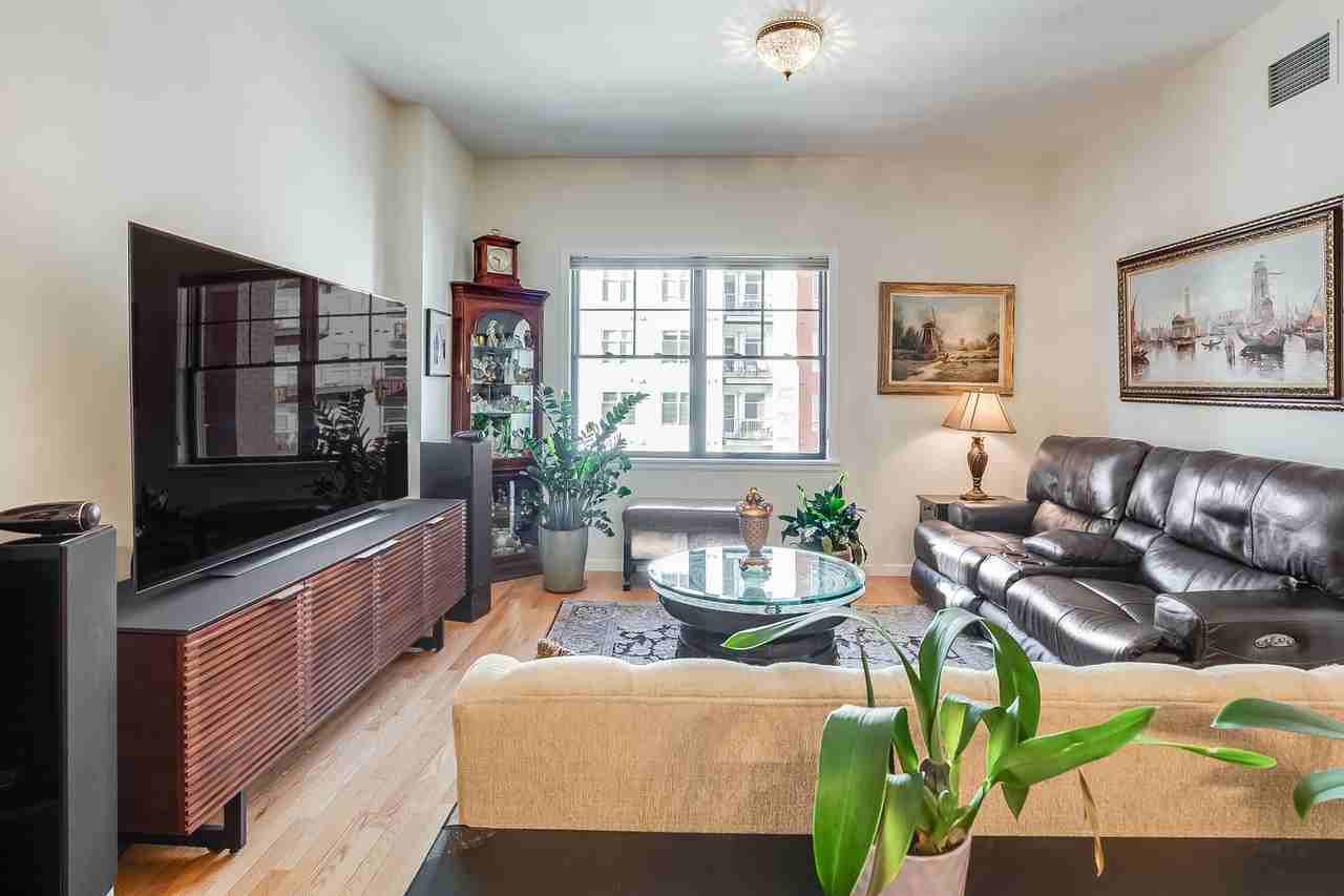 1950 Logan Street #814 - Photo 2 of 23