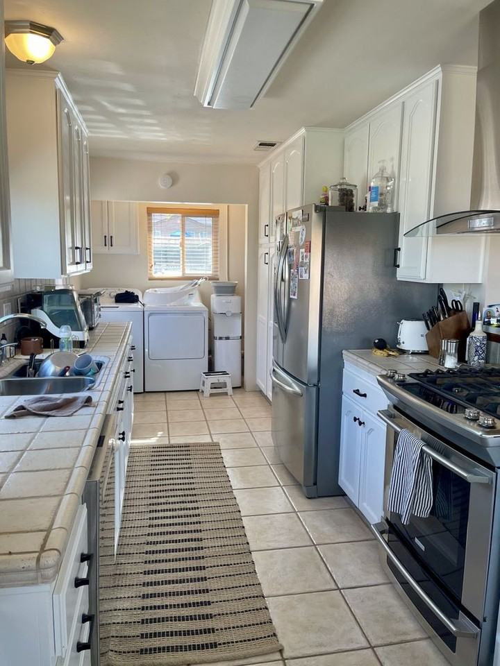1018 Cosmo Ave - Photo 3 of 15