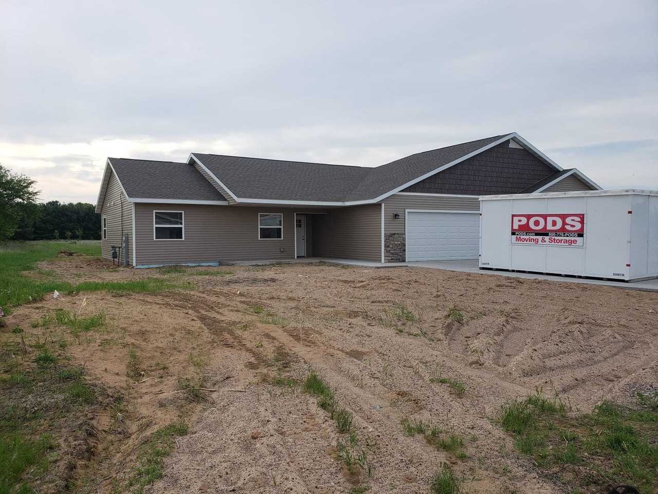 3810 Kensington Pl - Photo 3 of 8