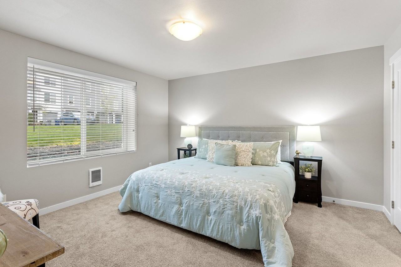 2010 101st Ave Se #1 - Photo 3 of 30