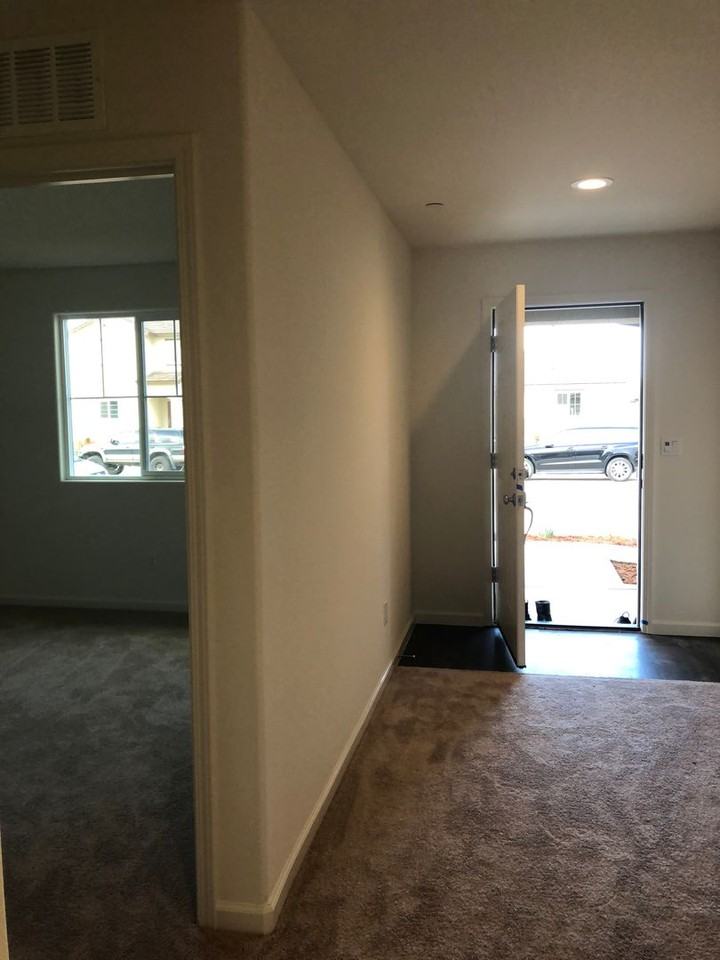 1360 Meadow Ranch St - Photo 2 of 15