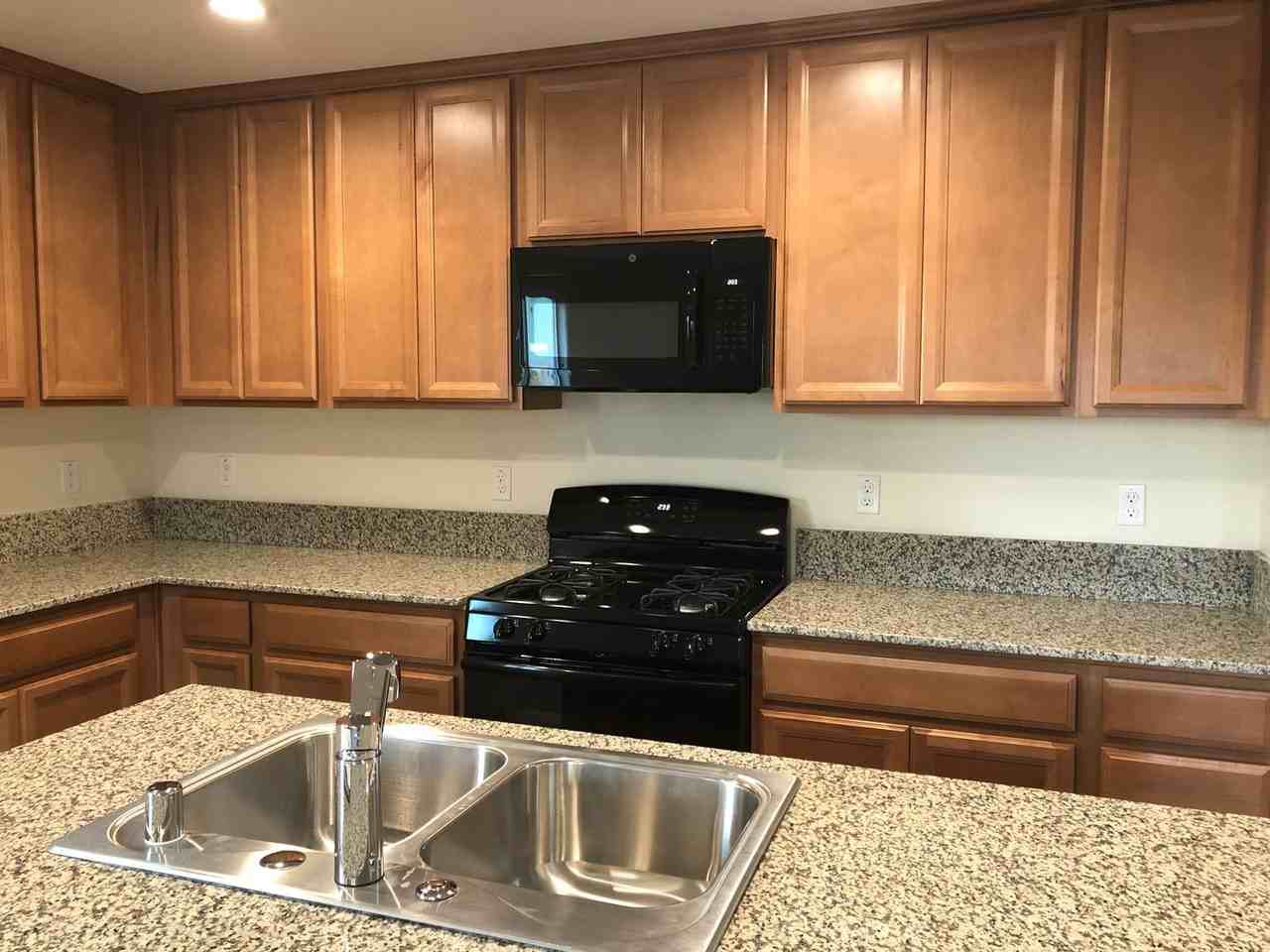 1360 Meadow Ranch St - Photo 4 of 15